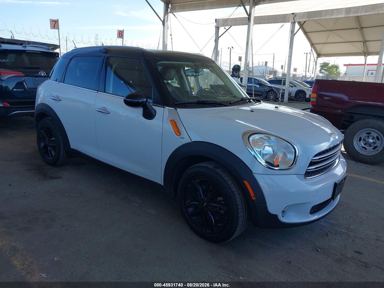 WMWZB3C51GW****** · 2016 MINI COUNTRYMAN COOPER