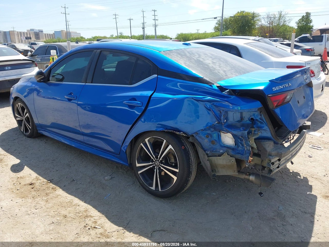 2021 NISSAN SENTRA SR XTRONIC CVT · 3/11