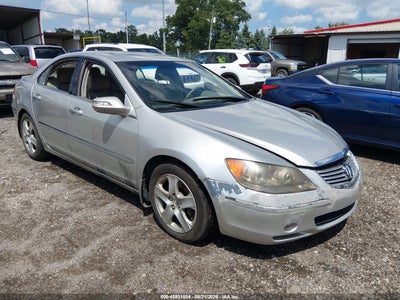 JH4KB16546C****** · 2006 ACURA RL 3.5