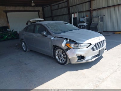 3FA6P0LU8KR****** · 2019 FORD FUSION HYBRID SE