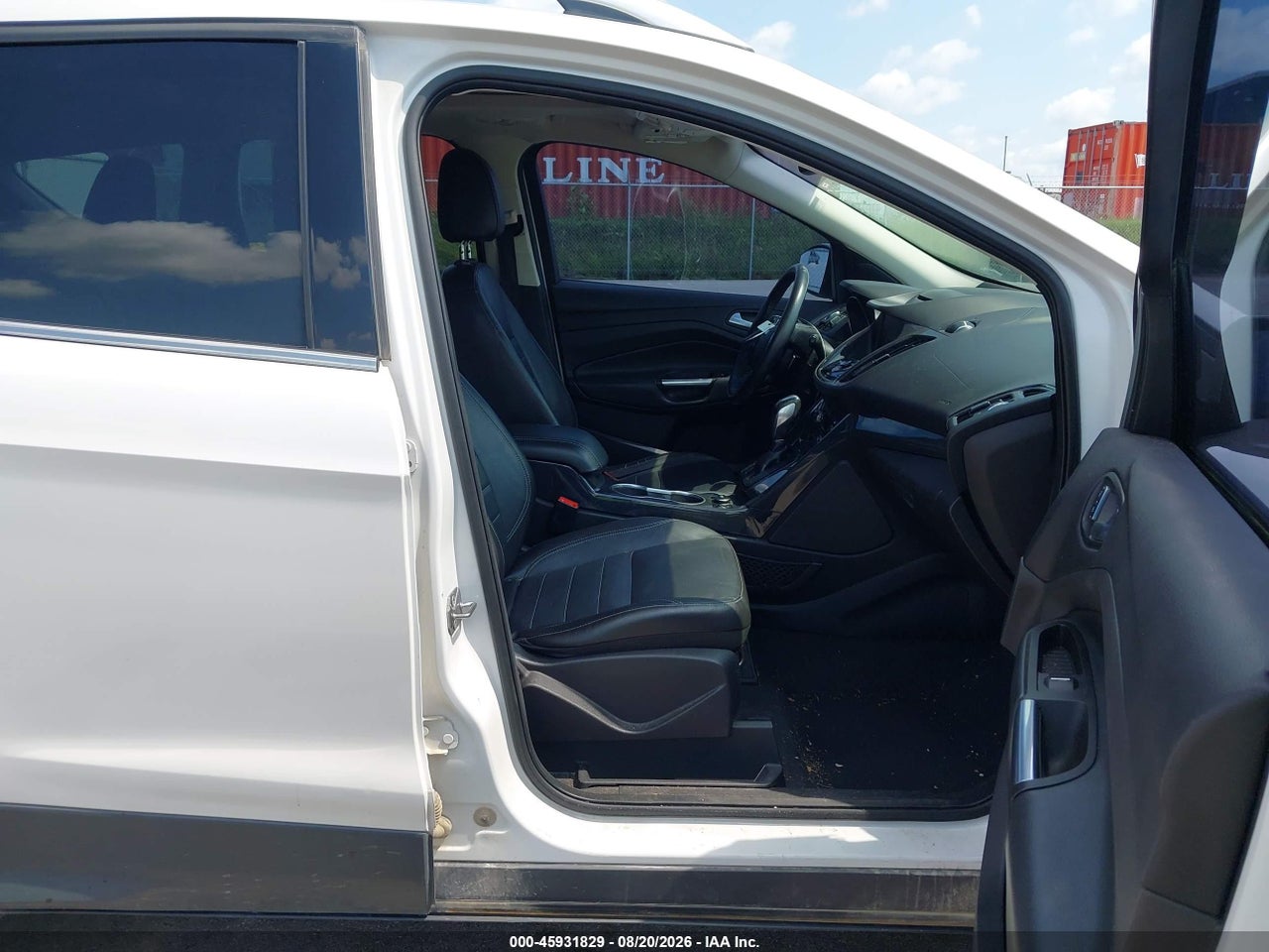 2014 FORD ESCAPE TITANIUM · 5/11