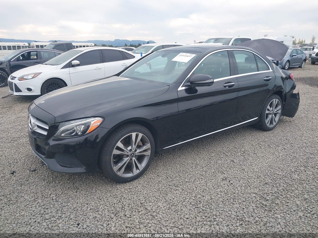 2018 MERCEDES-BENZ C 300 4MATIC · 2/11