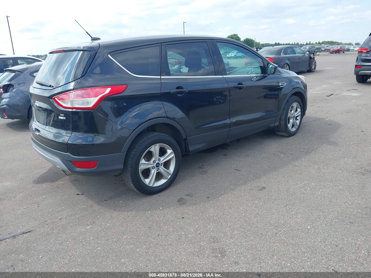 2014 FORD ESCAPE SE · 4/11
