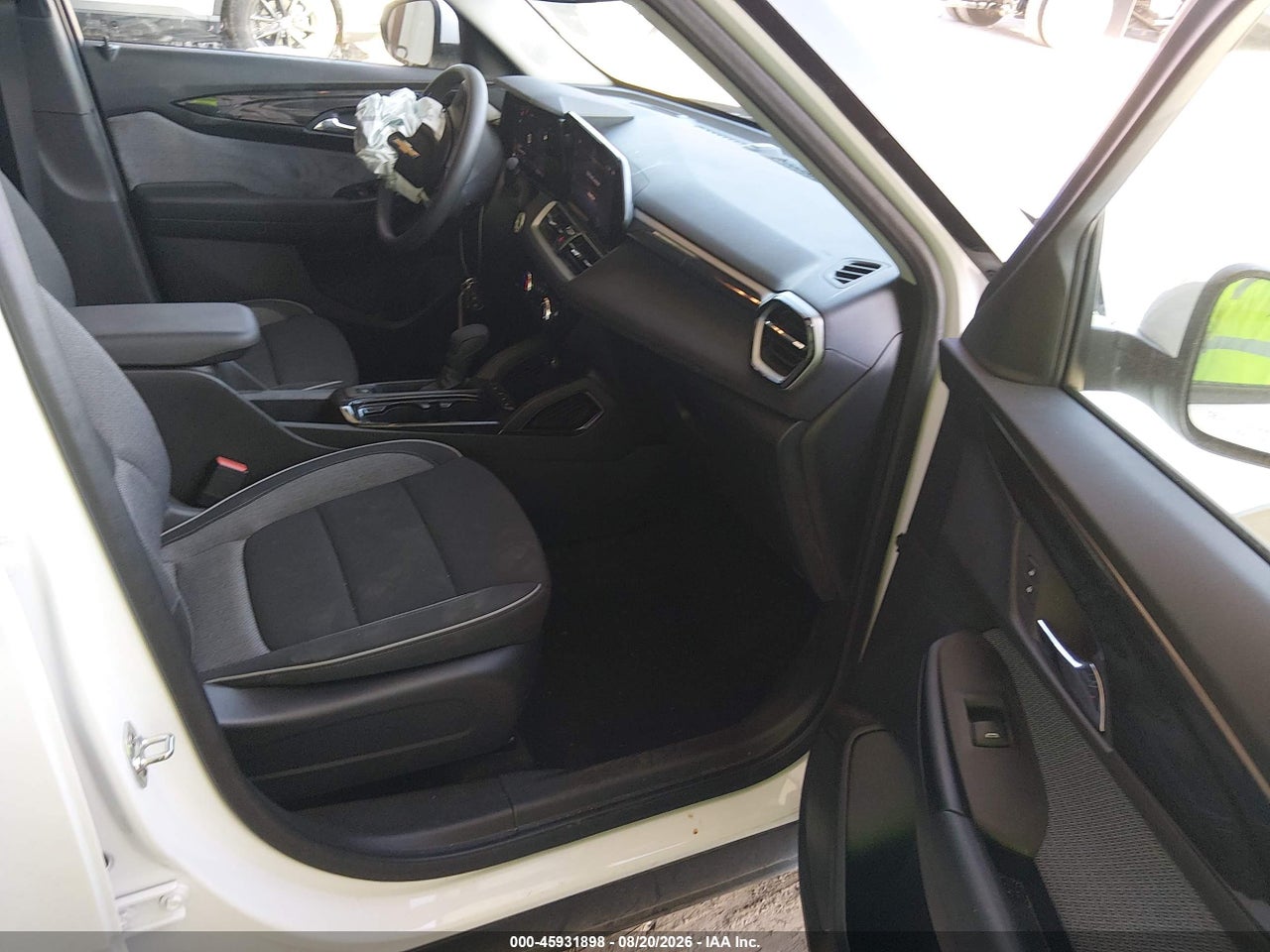 2025 CHEVROLET TRAILBLAZER FWD LT · 5/11