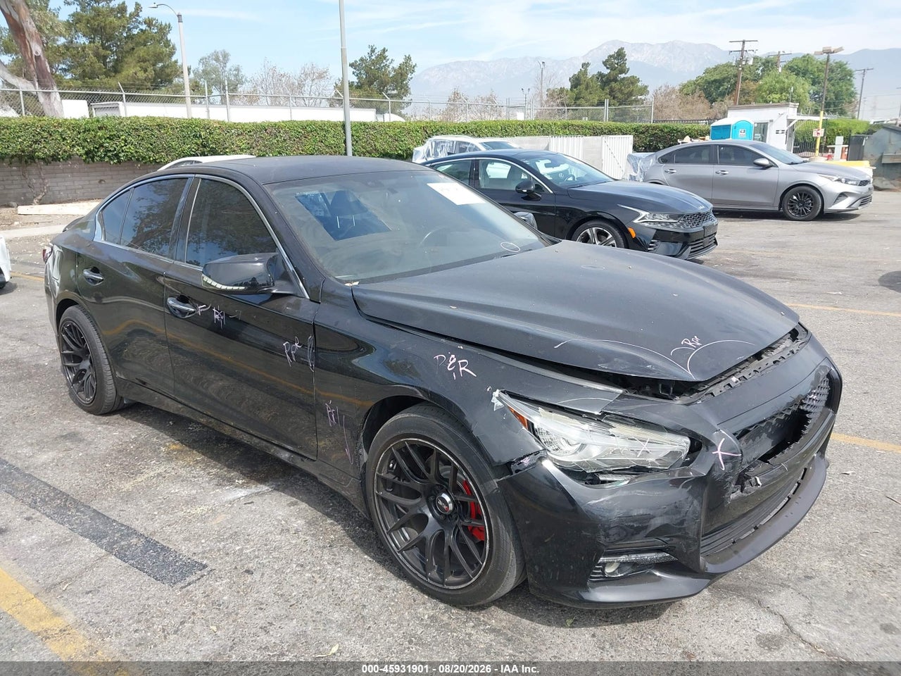 JN1EV7APXGM****** · 2016 INFINITI Q50 3.0T PREMIUM