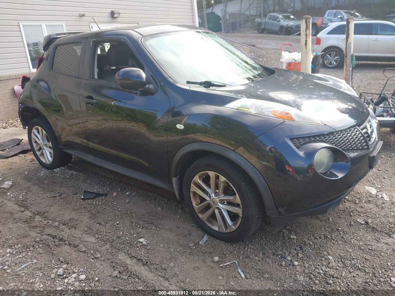 2011 NISSAN JUKE SL