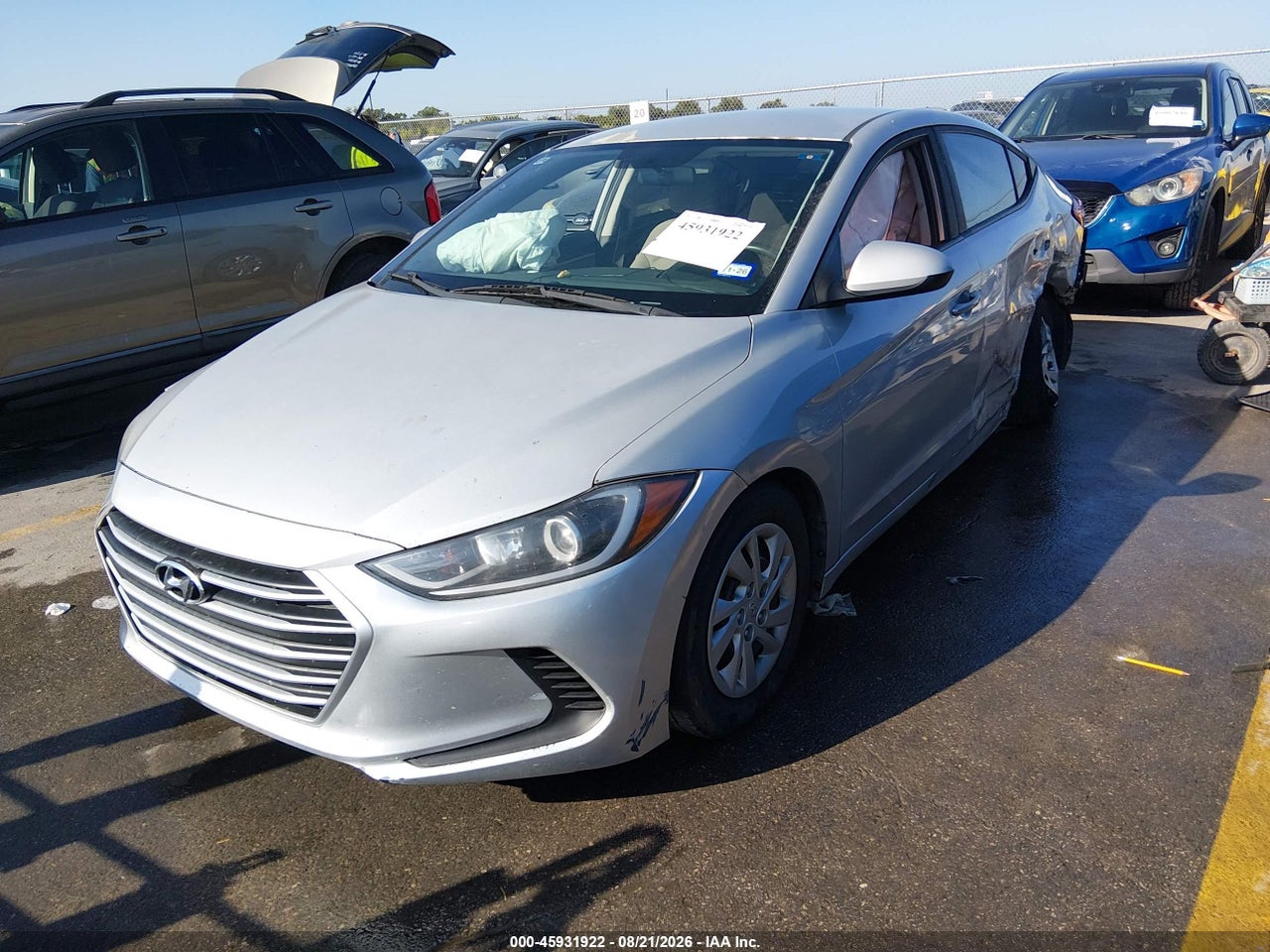 2017 HYUNDAI ELANTRA SE · 2/11