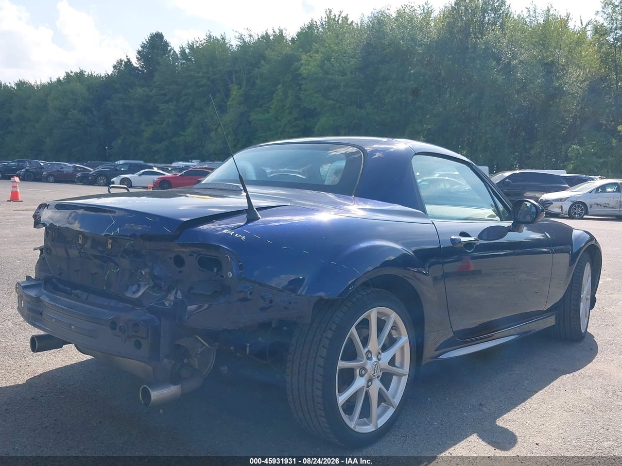 2011 MAZDA MX-5 MIATA TOURING · 4/11