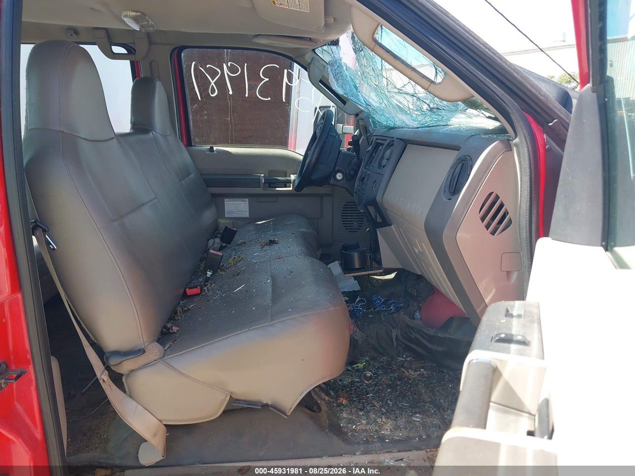 2008 FORD SUPER DUTY F-350 DRW   · 5/11