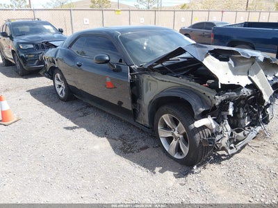 2C3CDZAG2JH****** · 2018 DODGE CHALLENGER SXT