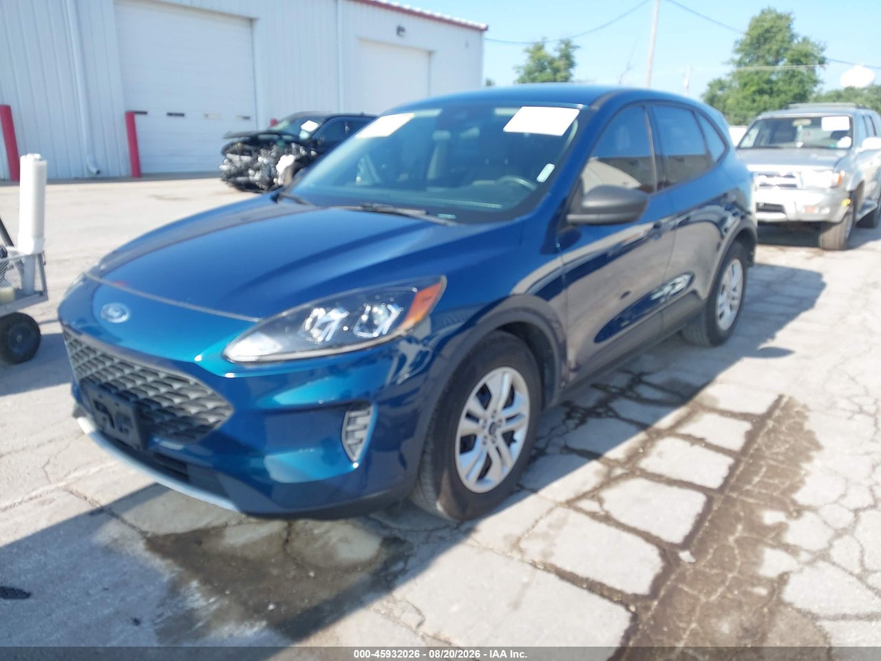 2020 FORD ESCAPE S · 2/11