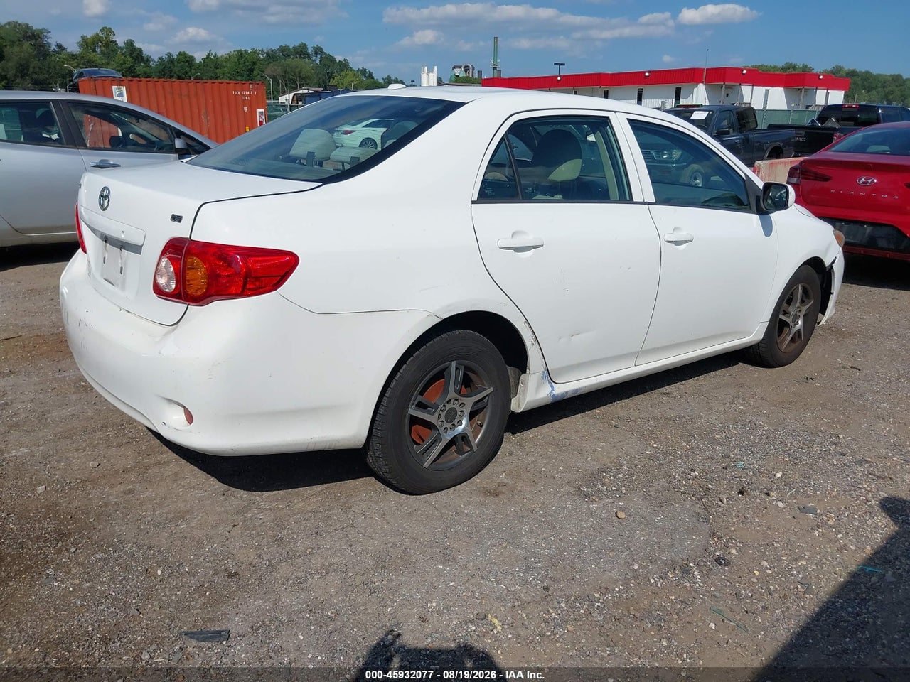 2010 TOYOTA COROLLA LE · 4/11