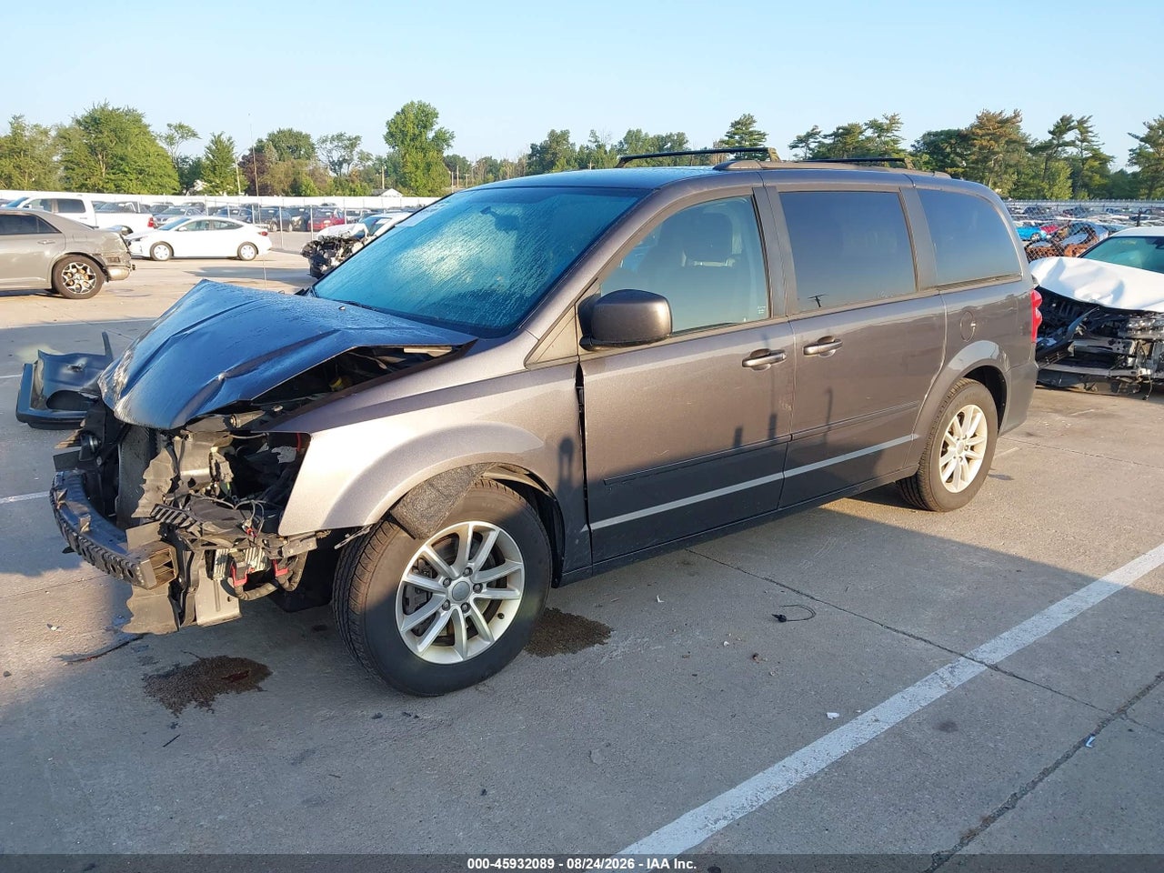2015 DODGE GRAND CARAVAN SXT · 2/11