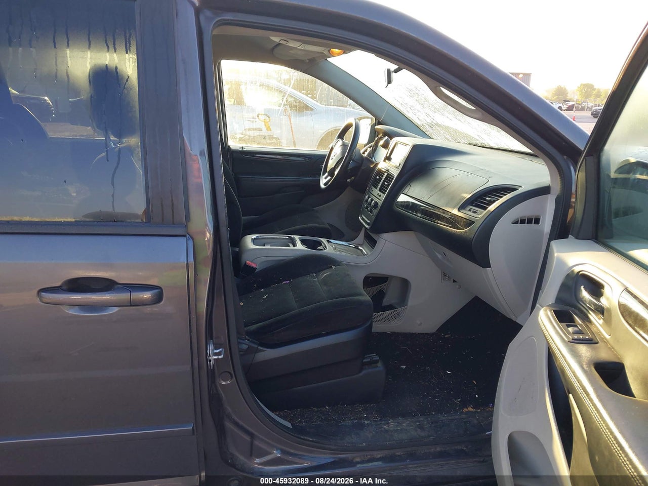 2015 DODGE GRAND CARAVAN SXT · 5/11