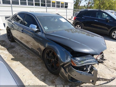 2013 AUDI S8 4.0T