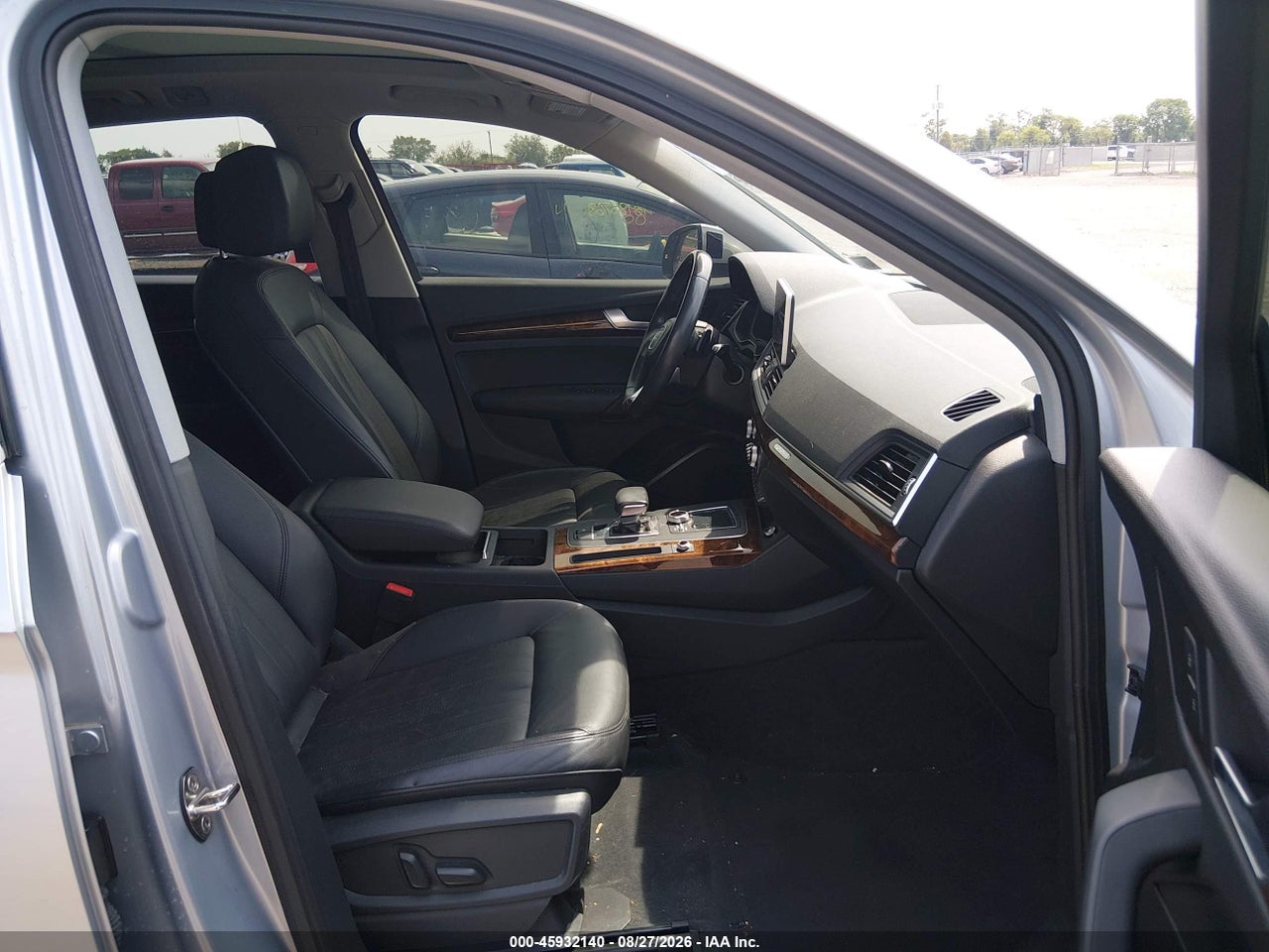2018 AUDI Q5 2.0T PREMIUM/2.0T TECH PREMIUM · 5/11