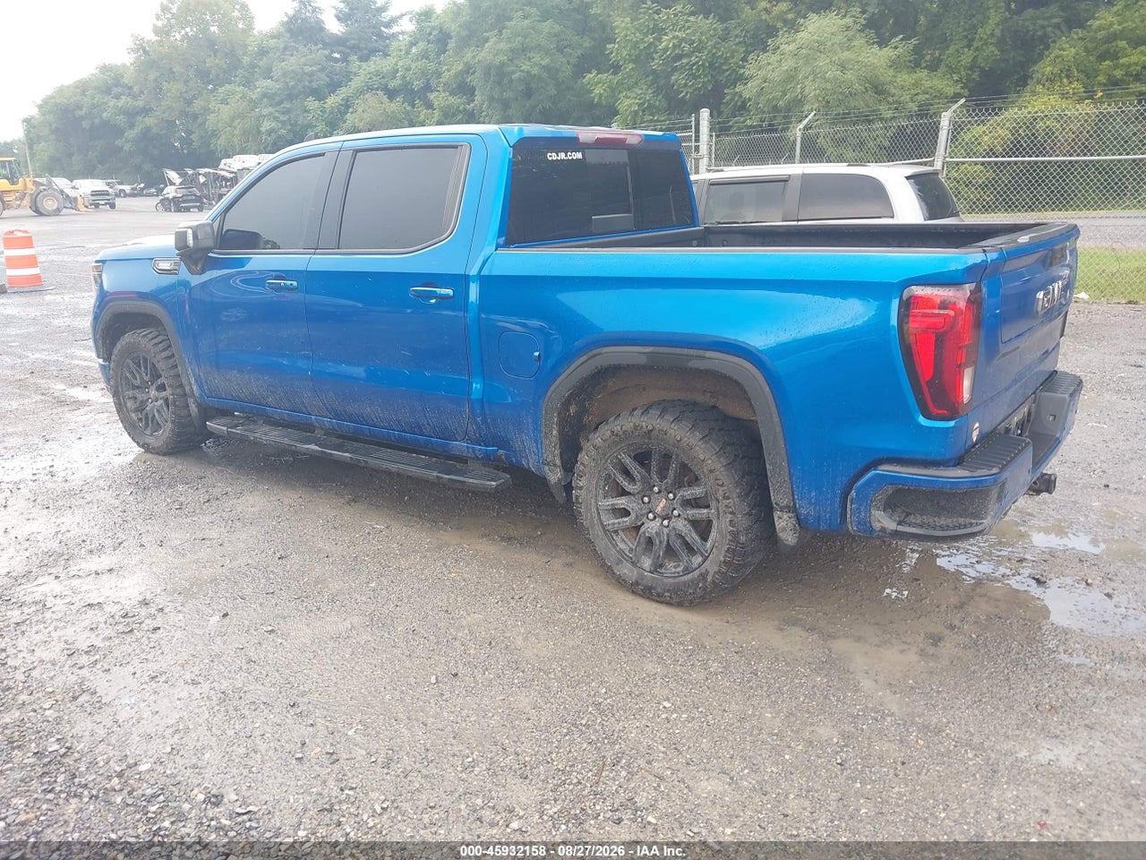 2022 GMC SIERRA 1500 4WD  SHORT BOX ELEVATION · 3/11