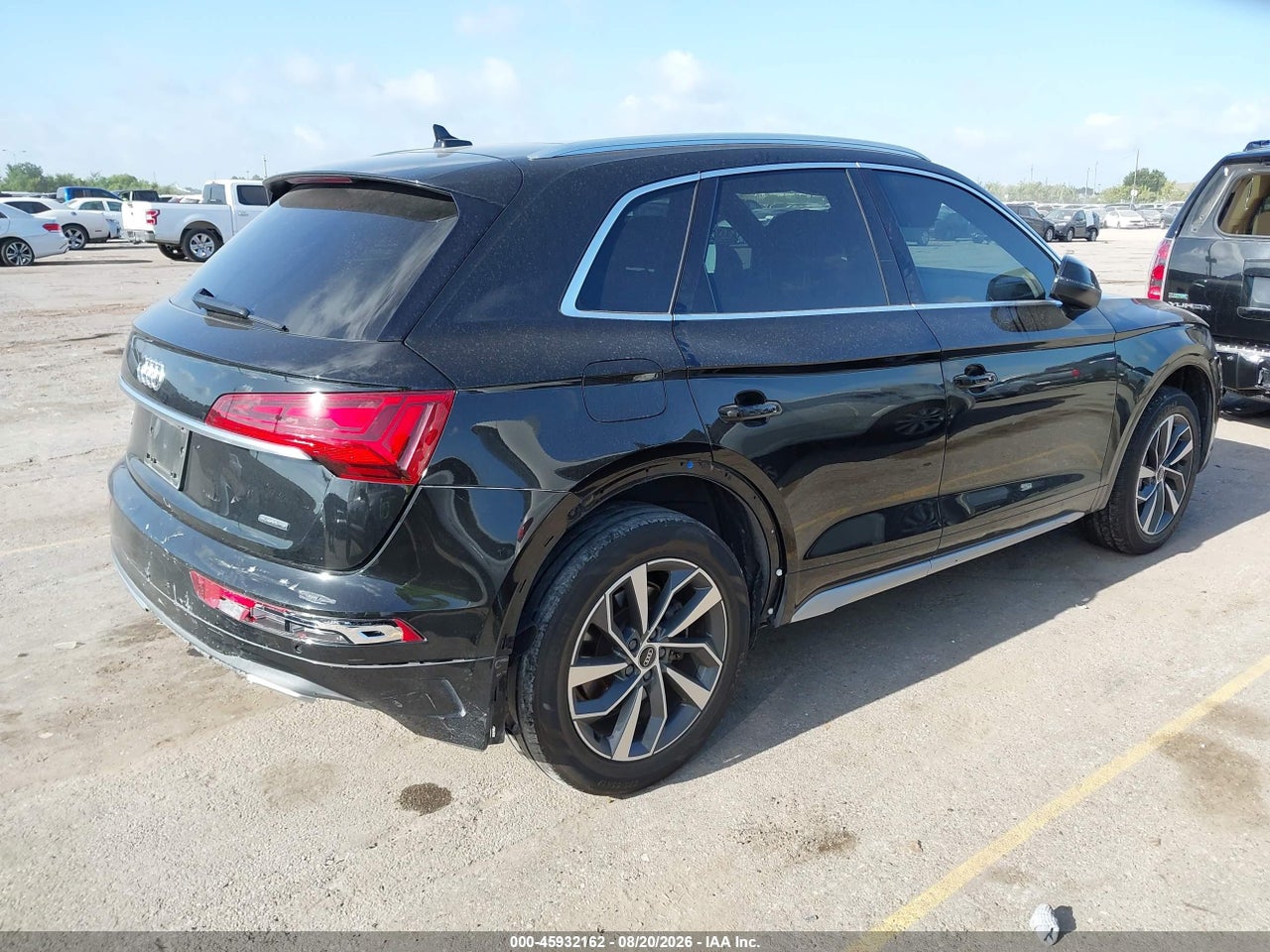 2021 AUDI Q5 PREMIUM 45 TFSI QUATTRO S TRONIC · 4/11