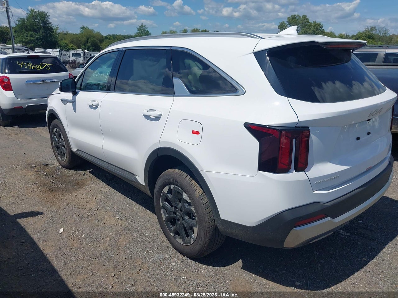 2026 KIA SORENTO S · 3/11