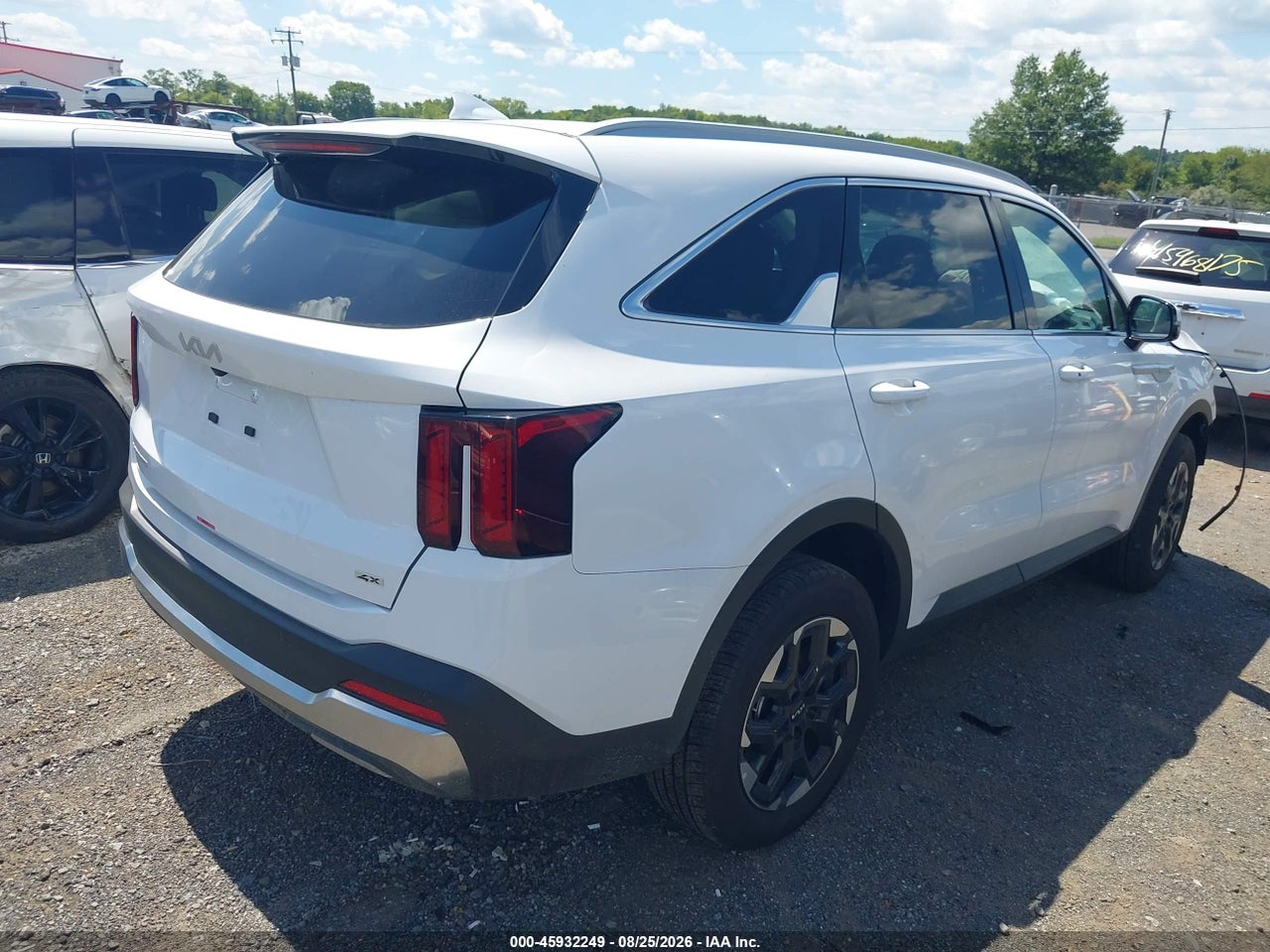2026 KIA SORENTO S · 4/11