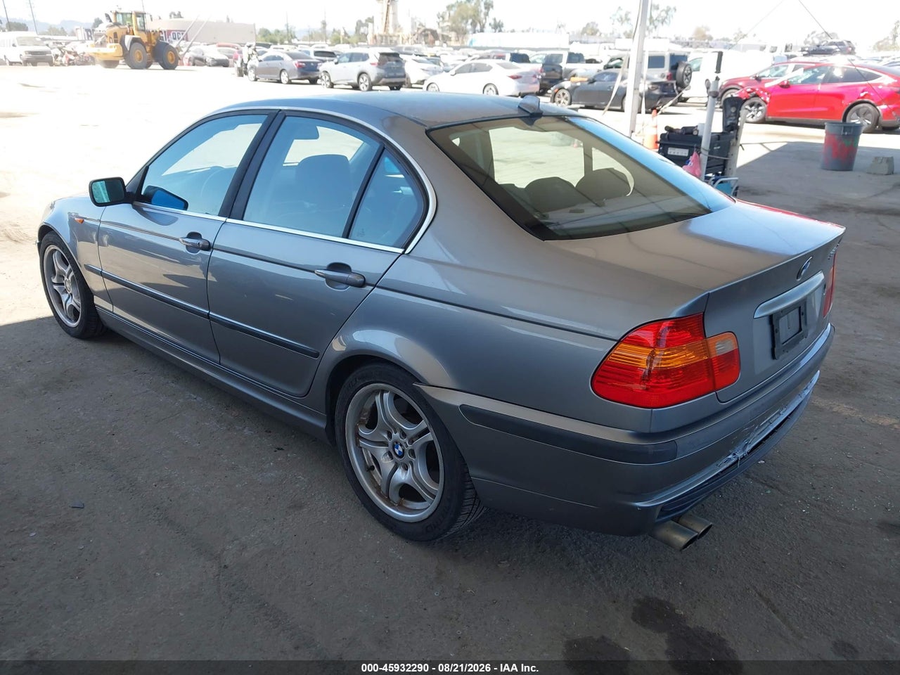 2004 BMW 330I · 3/11