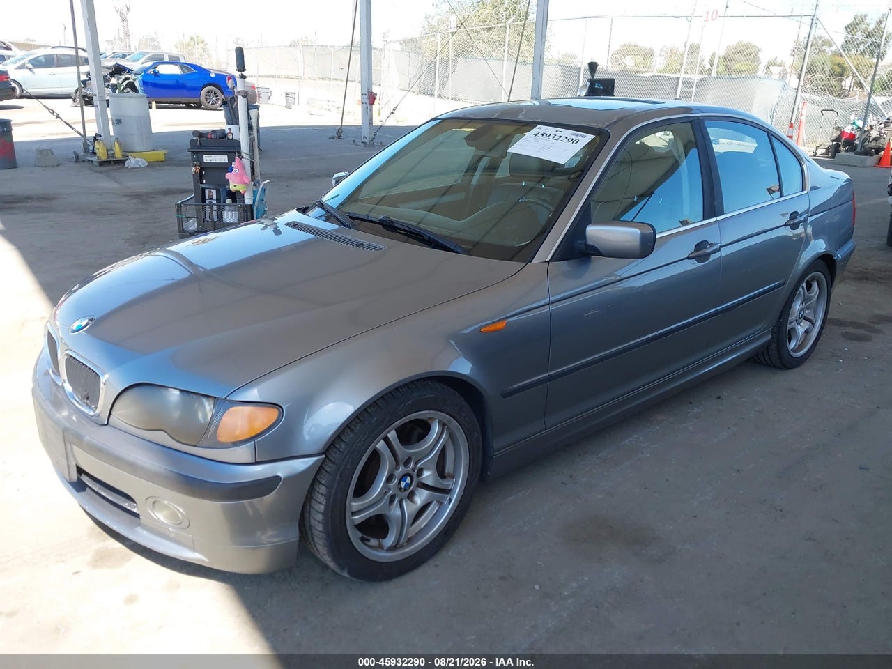 2004 BMW 330I · 2/11