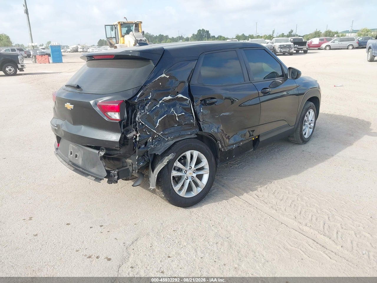 2023 CHEVROLET TRAILBLAZER FWD LS · 4/11