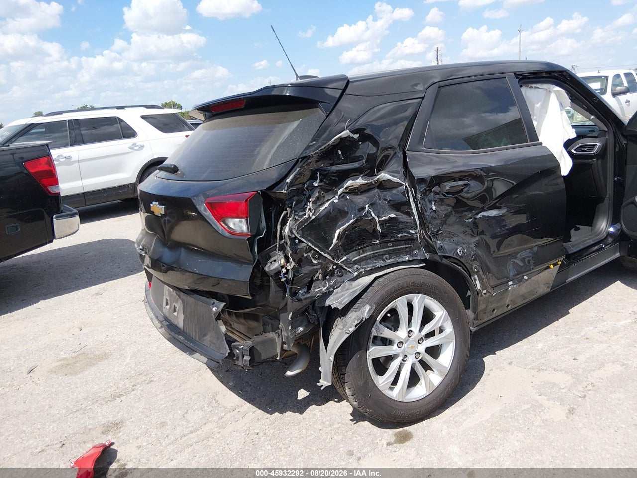 2023 CHEVROLET TRAILBLAZER FWD LS · 6/11