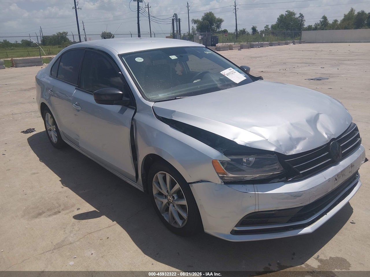 3VWD17AJXFM****** · 2015 VOLKSWAGEN JETTA 1.8T SE