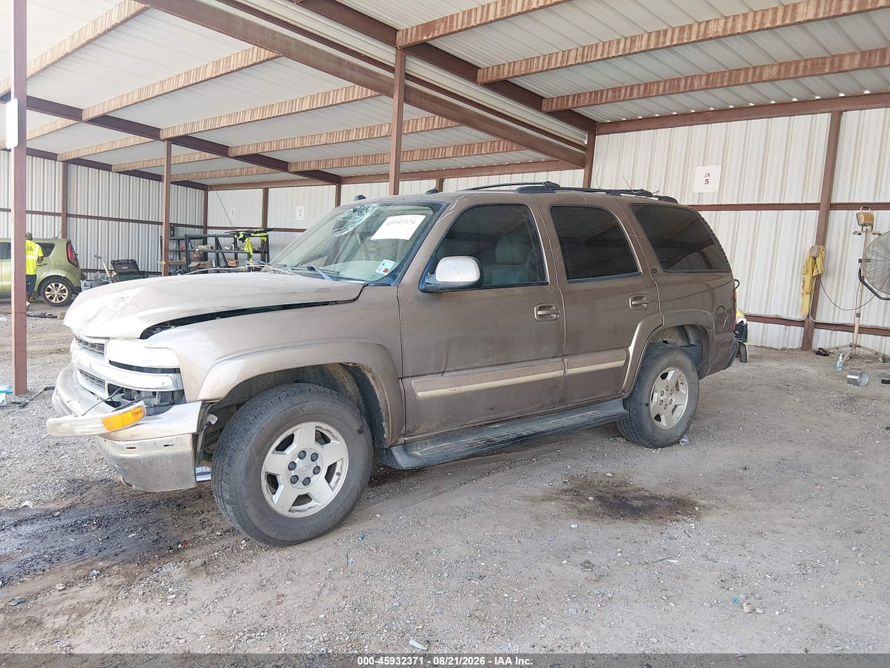 2004 CHEVROLET TAHOE LT · 2/11