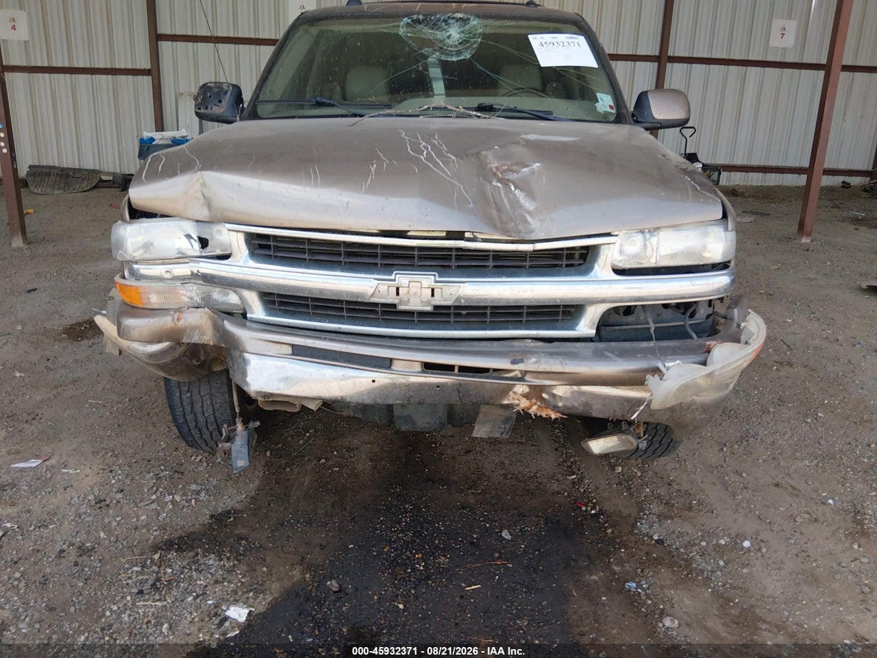 2004 CHEVROLET TAHOE LT · 6/11