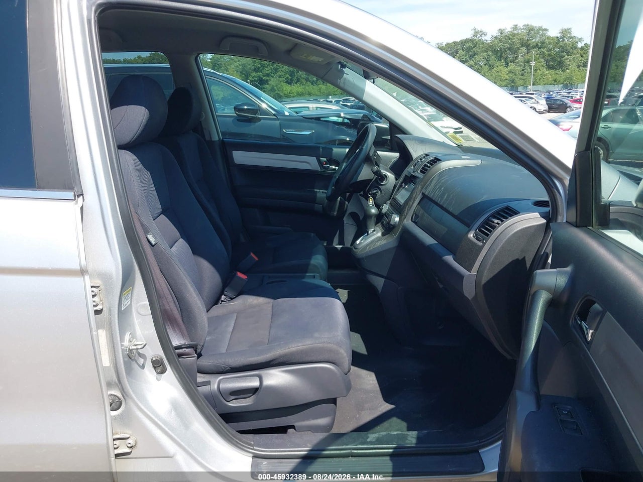 2010 HONDA CR-V LX · 5/11