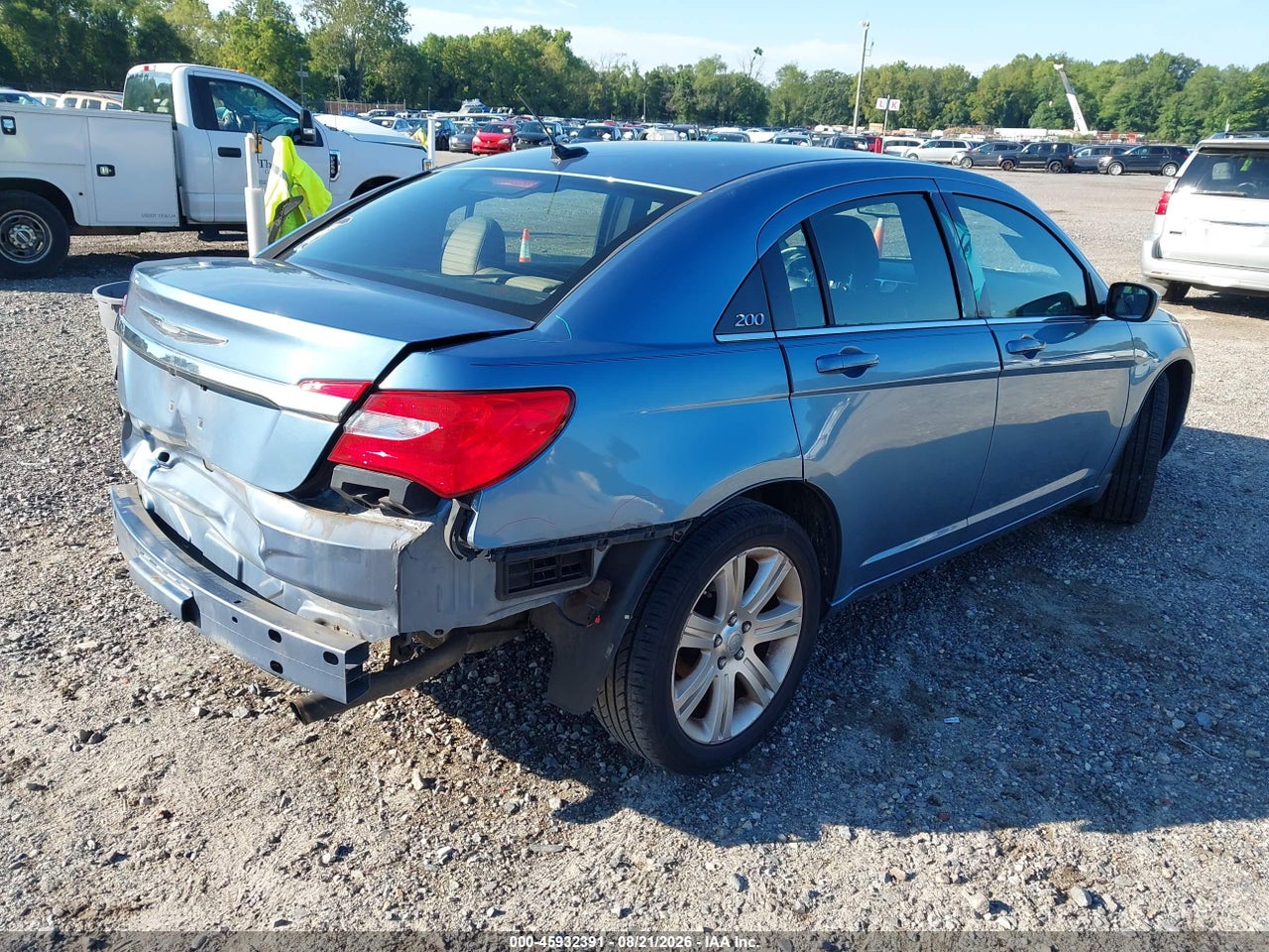 2011 CHRYSLER 200 TOURING · 4/11