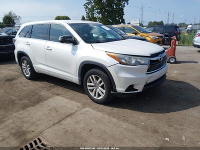 2016 TOYOTA HIGHLANDER LE V6