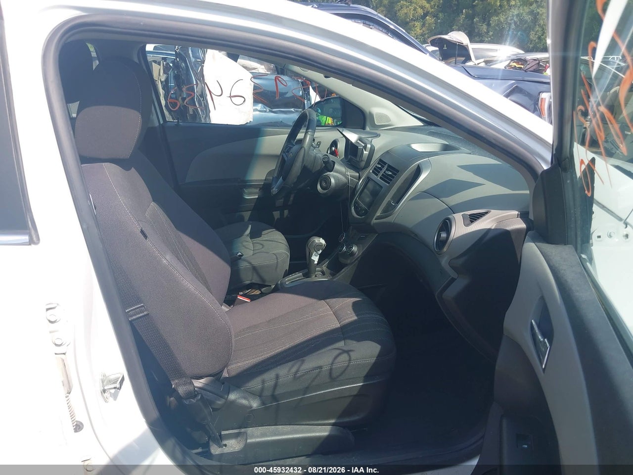 2014 CHEVROLET SONIC LT AUTO · 5/11