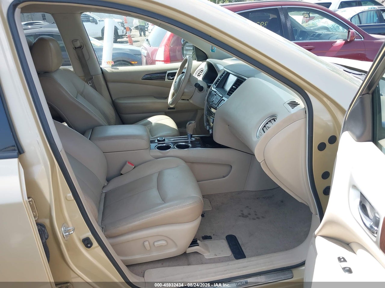 2013 NISSAN PATHFINDER SL · 5/11