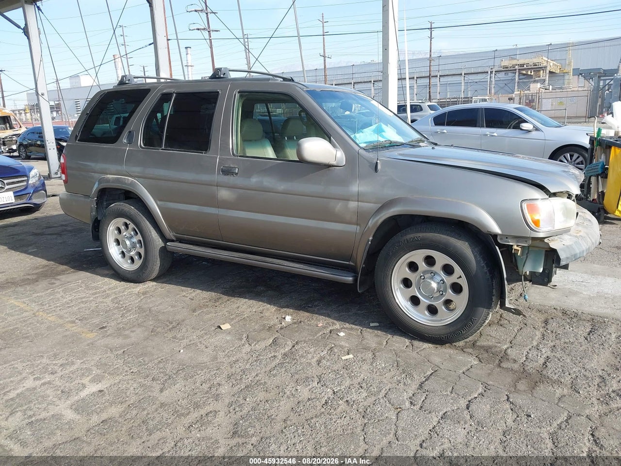 JN8DR09X93W****** · 2003 NISSAN PATHFINDER LE