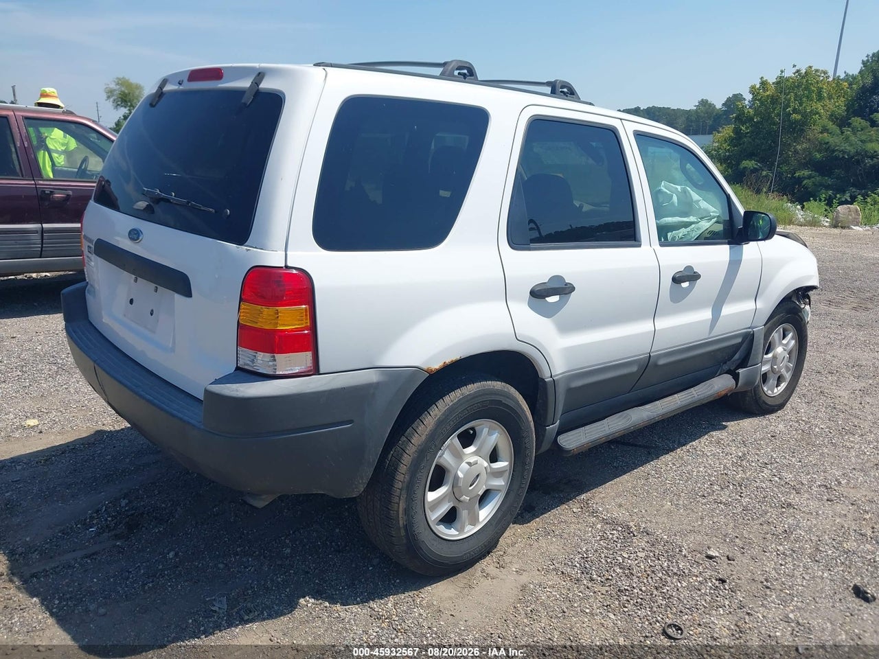 2003 FORD ESCAPE XLT · 4/11