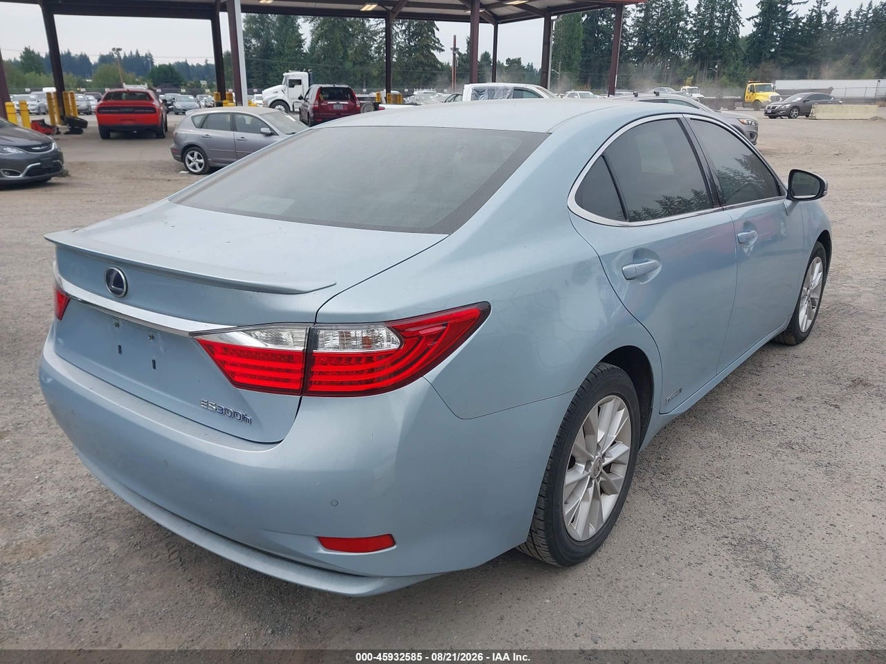 2013 LEXUS ES 300H · 4/11