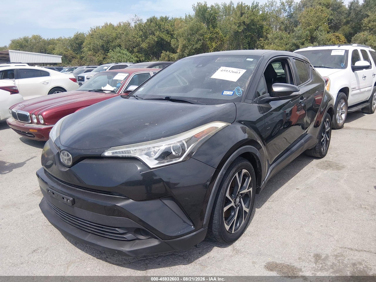 2018 TOYOTA C-HR XLE · 2/11