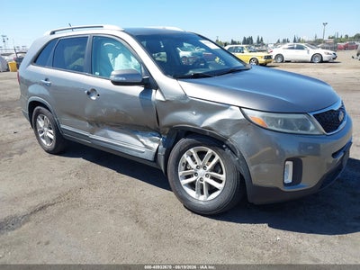 5XYKT4A69FG****** · 2015 KIA SORENTO LX