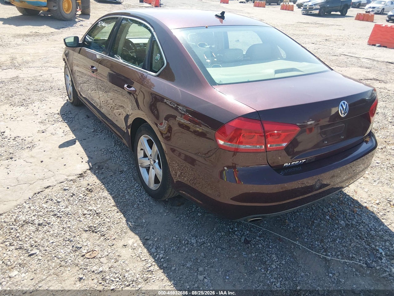 2012 VOLKSWAGEN PASSAT 2.5L SE · 3/11