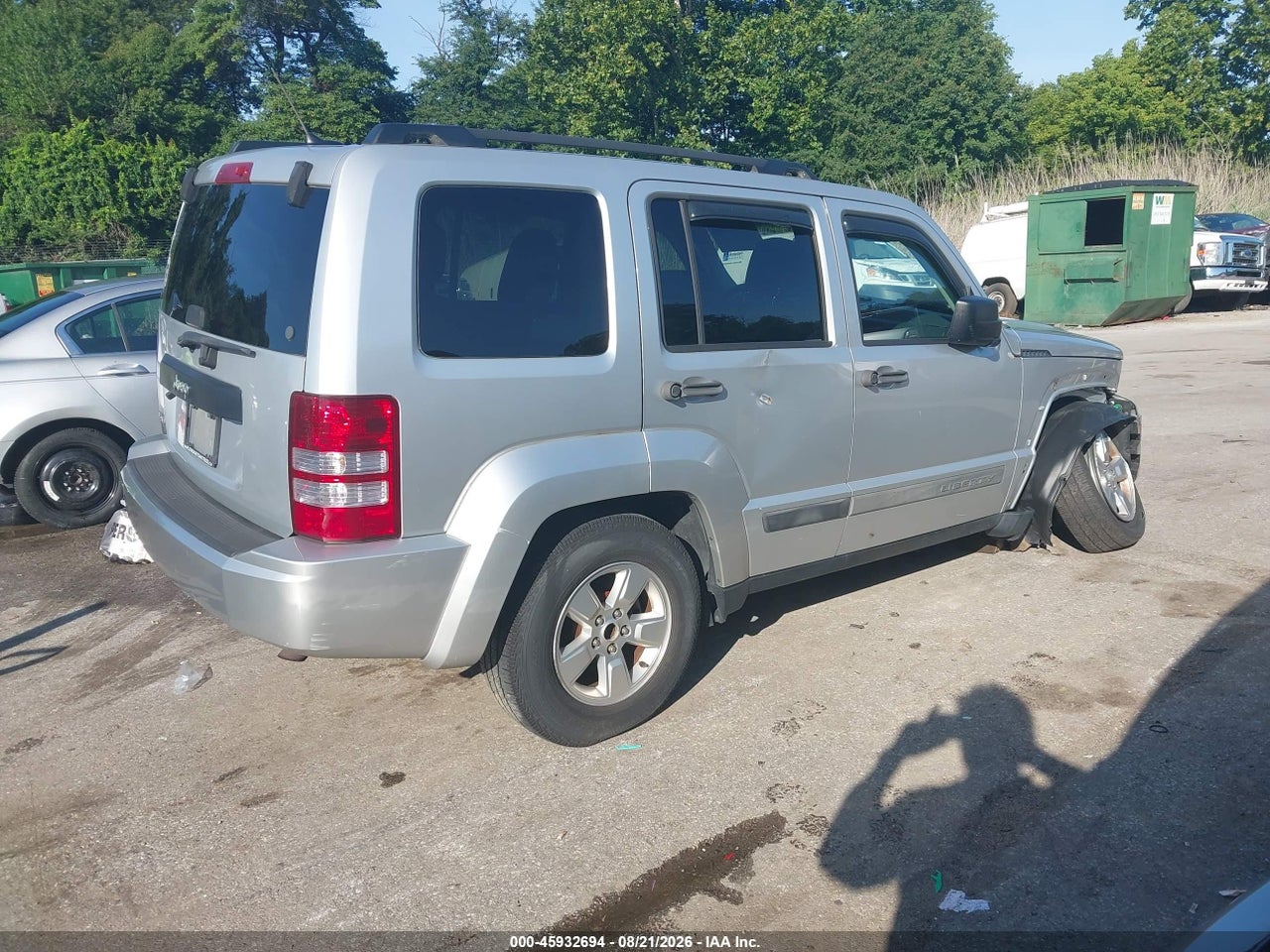 2012 JEEP LIBERTY SPORT · 4/11