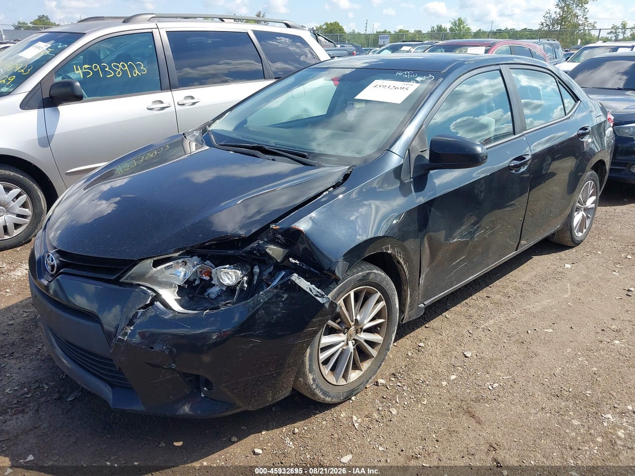 2014 TOYOTA COROLLA LE PLUS · 2/11