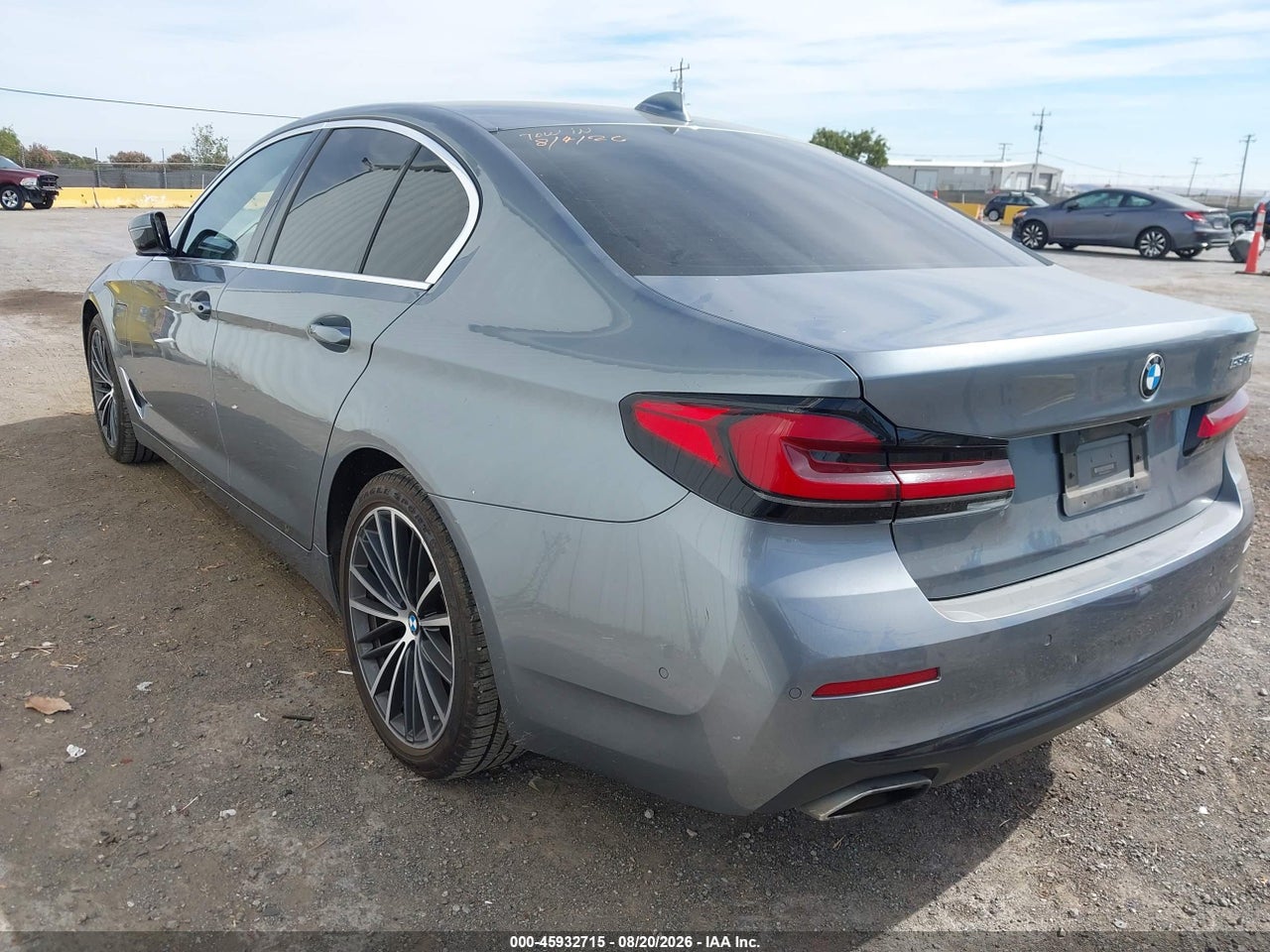 2021 BMW 530E · 3/11