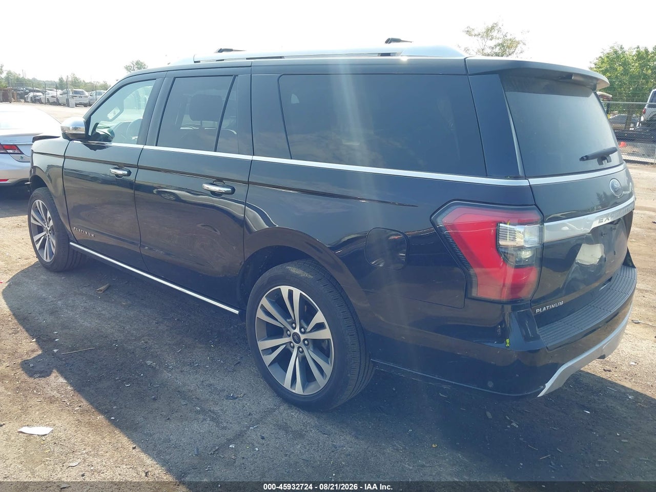 2021 FORD EXPEDITION PLATINUM MAX · 3/11