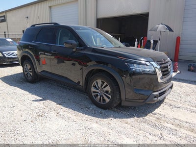 2022 NISSAN PATHFINDER SV 4WD