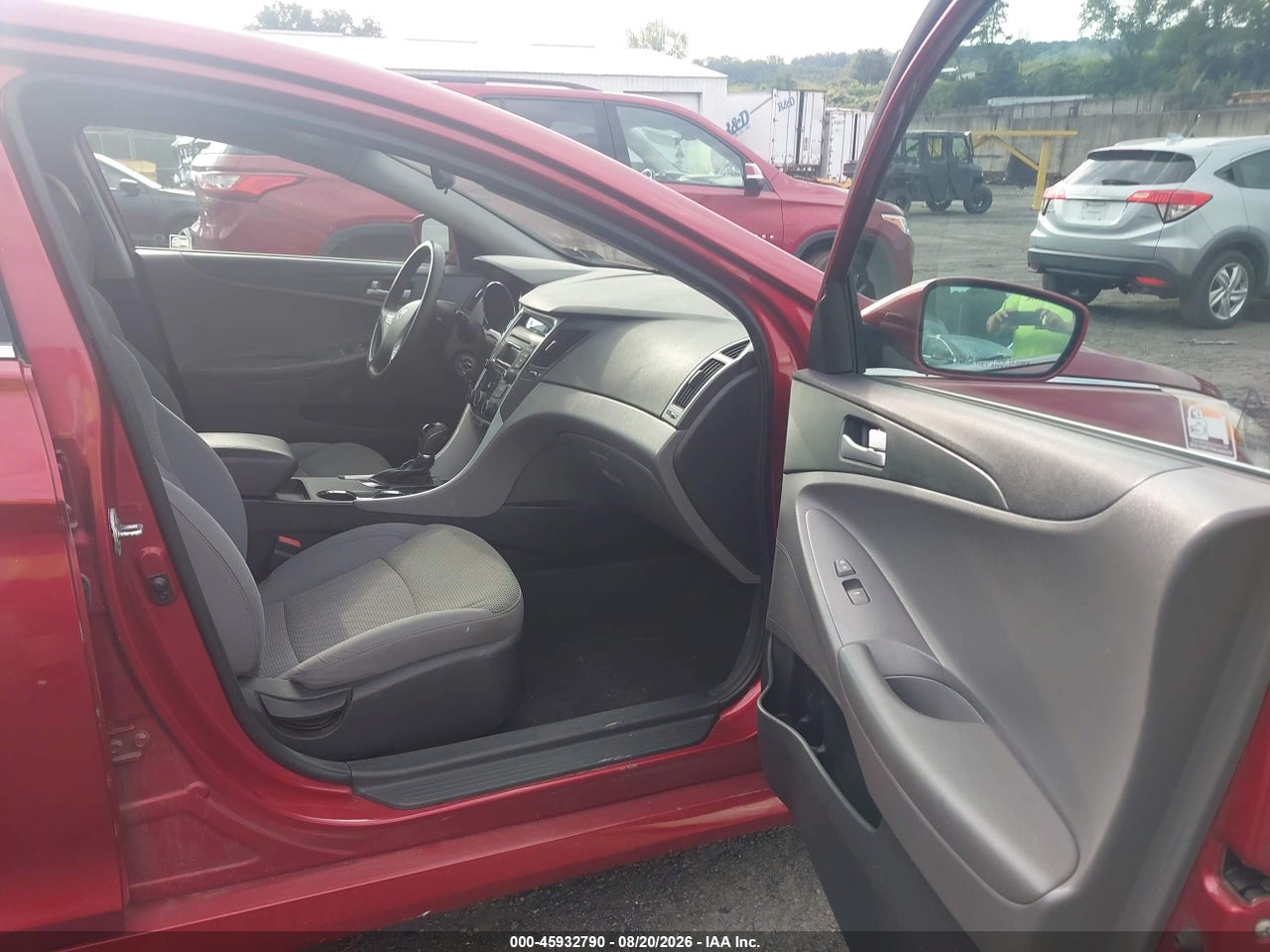 5NPEB4AC4EH****** · 2014 HYUNDAI SONATA GLS · 5/11