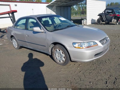 1HGCG5543XA****** · 1999 HONDA ACCORD LX