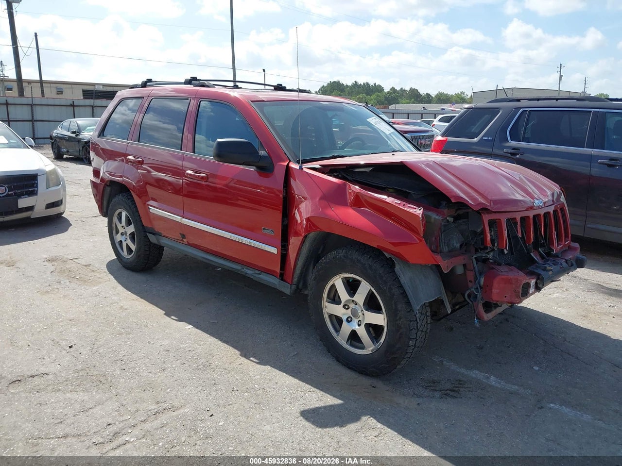 1J8GR48K49C****** · 2009 JEEP GRAND CHEROKEE LAREDO